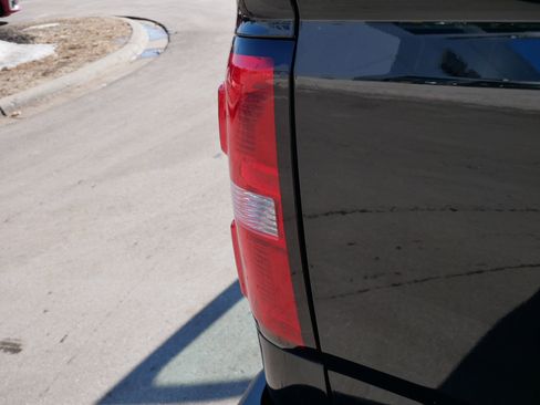 Used 2015 GMC Sierra 1500 SLT w/ SLT Crew Cab Value Package image 17