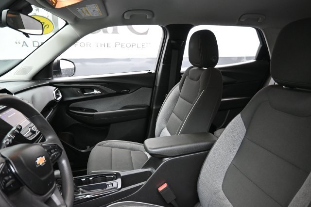 Used 2021 Chevrolet TrailBlazer LS FWD image 17