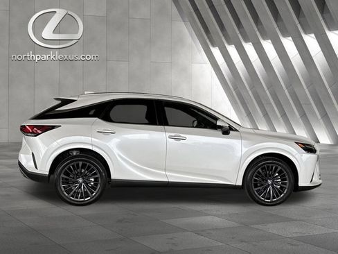 Certified 2026 Lexus RX 350h w/ Convenience Package image 4