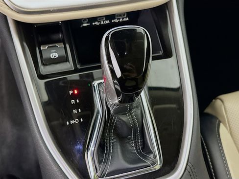 Used 2023 Subaru Outback Limited image 29