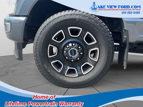 Used 2023 Ford F250 Platinum AWD/4WD image 5