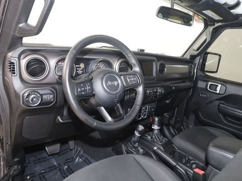 Used 2020 Jeep Wrangler Unlimited Sport S AWD/4WD image 24