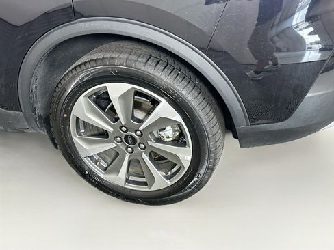 Used 2025 Ford Escape Platinum AWD/4WD image 11