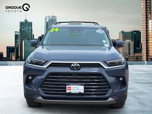Used 2024 Toyota Grand Highlander AWD image 8