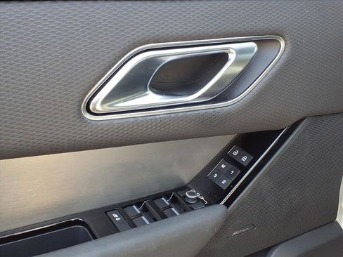 Certified 2023 Land Rover Range Rover Velar R-Dynamic S image 10