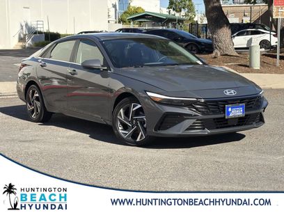 Certified 2025 Hyundai Elantra Limited