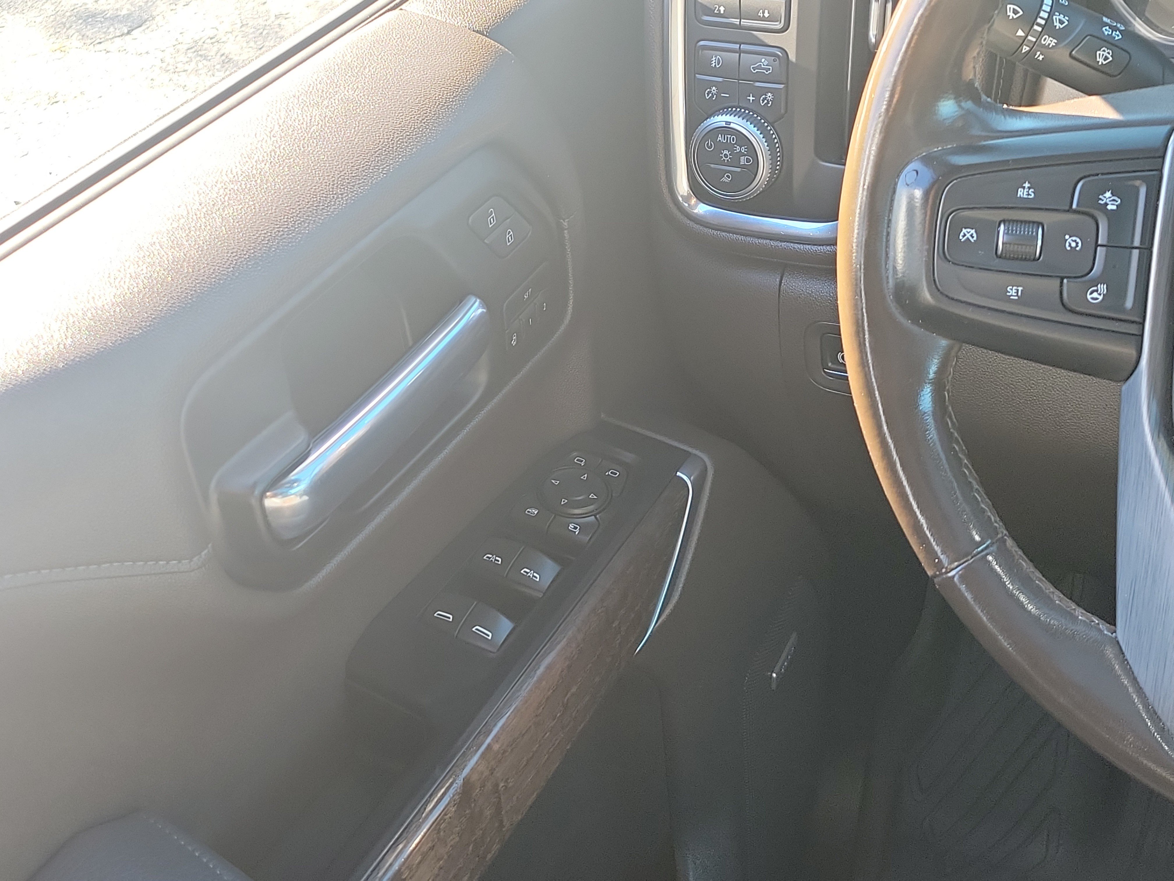 Used 2020 GMC Sierra 1500 Denali w/ Denali Ultimate Package AWD/4WD image 20