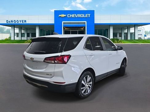 Used 2024 Chevrolet Equinox LT w/ LPO, Floor Liner Package image 8