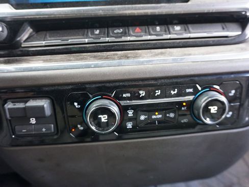 Used 2024 Chevrolet Silverado 3500 LT w/ Convenience Package image 13