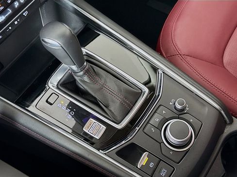 Used 2023 MAZDA CX-5 Carbon Edition image 19