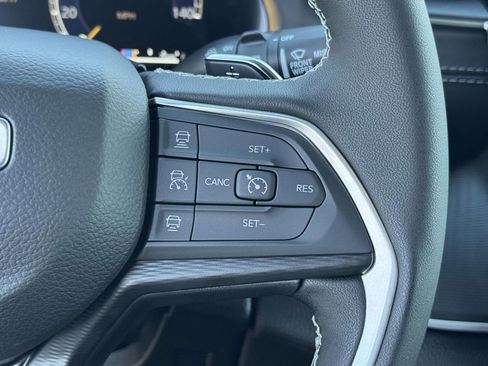 New 2025 Jeep Grand Cherokee L Altitude AWD/4WD image 23