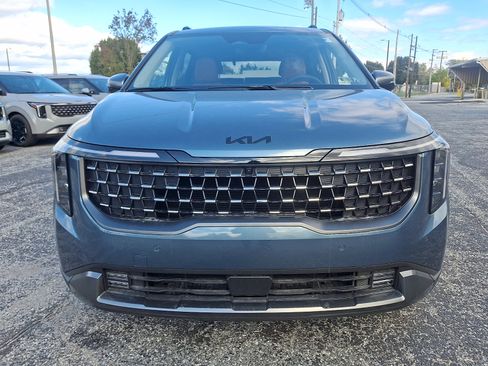 New 2026 Kia Carnival SX w/ SX Dark Edition Package FWD image 3