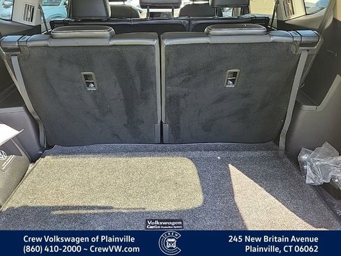Used 2024 Volkswagen Atlas SEL AWD/4WD image 55