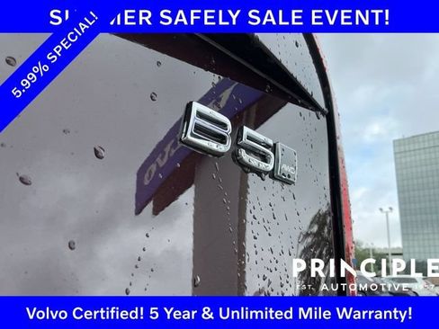 Certified 2025 Volvo XC90 B5 Plus AWD/4WD image 14