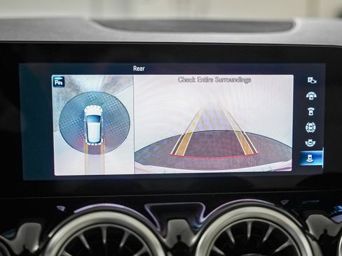 Certified 2023 Mercedes-Benz GLA 250 image 20