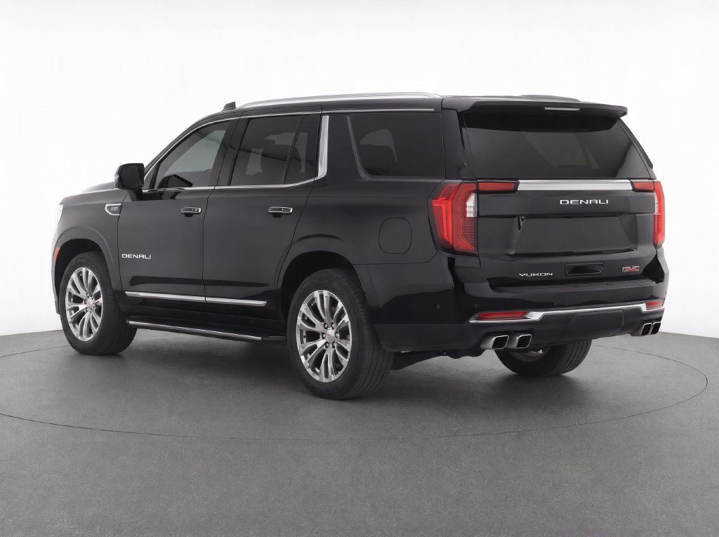 Used 2025 GMC Yukon Denali AWD/4WD image 3