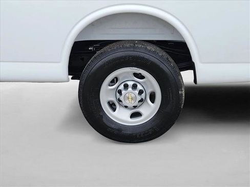 New 2025 Chevrolet Express 2500 w/ Driver Convenience Package image 8