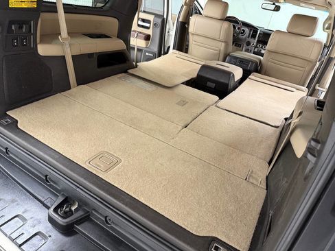 Used 2011 Toyota Sequoia Platinum image 65
