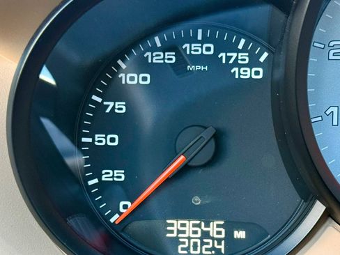 Used 2013 Porsche Boxster S RWD image 32