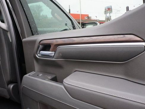 New 2026 GMC Sierra 1500 SLT w/ SLT Premium Plus Package image 14