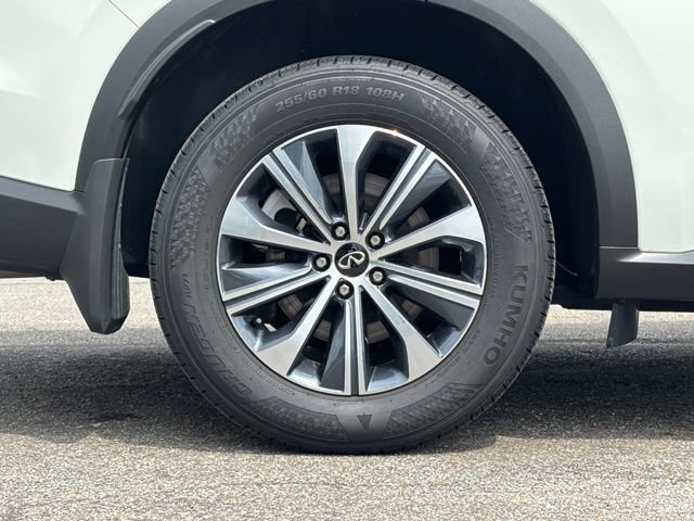 Used 2025 INFINITI QX60 Pure AWD/4WD image 3