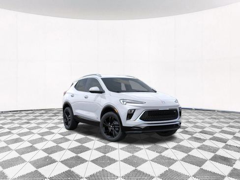 New 2025 Buick Encore GX Sport Touring image 9