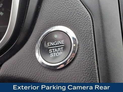 Used 2018 Ford Fusion Titanium image 11