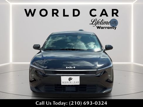 Used 2025 Kia K4 FWD image 8
