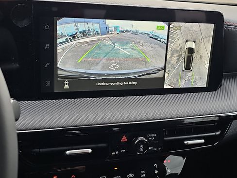 New 2026 Nissan Kicks SR w/ Cold Weather Package image 12