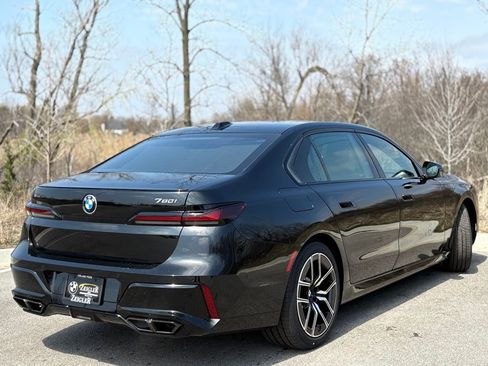 Used 2025 BMW 760i xDrive image 6