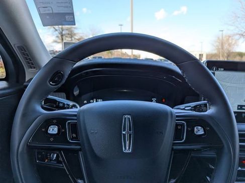 Certified 2024 Lincoln Corsair FWD w/ Equipment Group 101A image 28