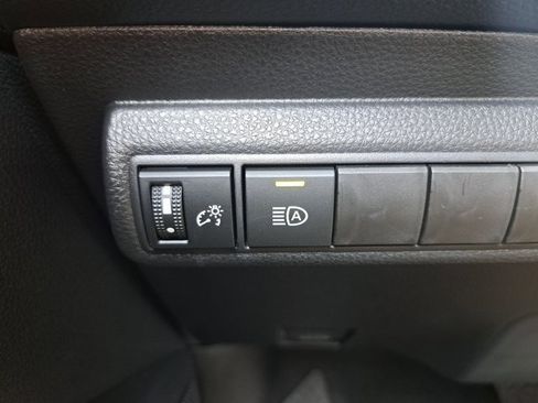 Used 2026 Toyota Corolla LE image 28