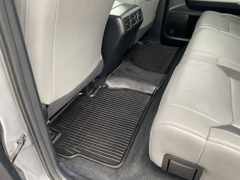 Used 2018 Toyota Tundra Limited w/ Limited Premium Package AWD/4WD image 39