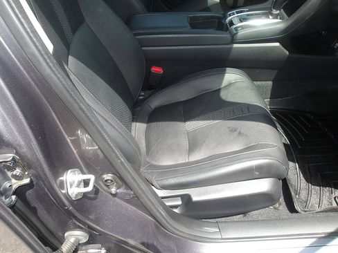 Used 2020 Honda Civic EX-L image 9