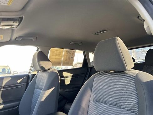 Used 2022 Kia Seltos LX image 16