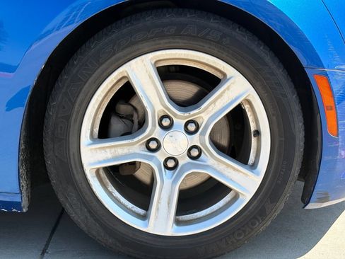 Used 2016 Chevrolet Camaro LT RWD image 9