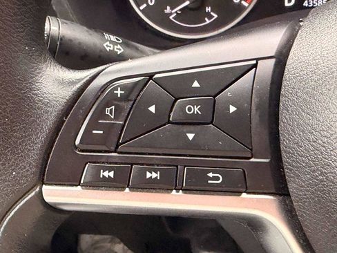 Used 2020 Nissan Sentra S image 20