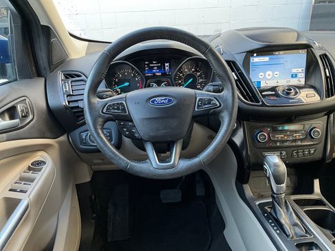 Used 2019 Ford Escape Titanium w/ U9j03 - Titanium Tow Package image 14