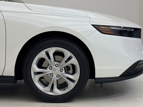 New 2026 Honda Accord LX image 6