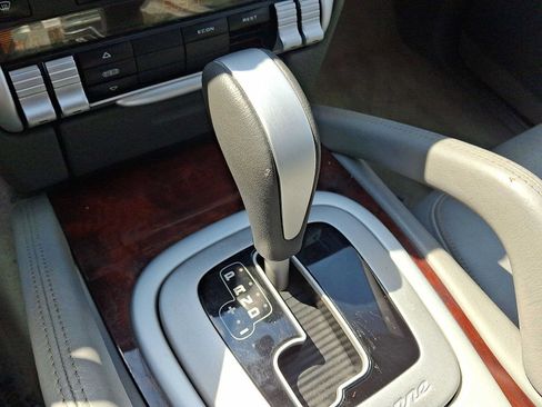 Used 2003 Porsche Cayenne S AWD/4WD image 18