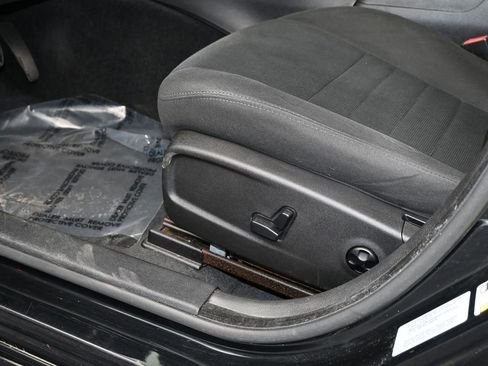 Used 2014 Dodge Charger R/T w/ Blacktop Package image 11