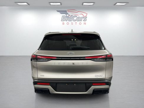 Used 2024 INFINITI QX60 Luxe AWD/4WD image 5