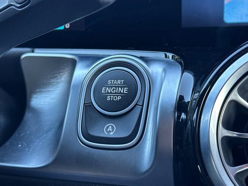 Certified 2025 Mercedes-Benz GLB 250 GLB 250 image 20