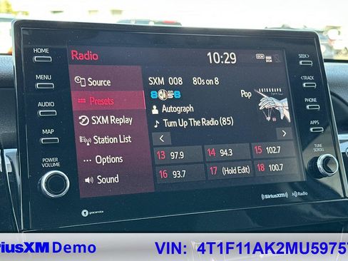 Used 2021 Toyota Camry XLE FWD image 27