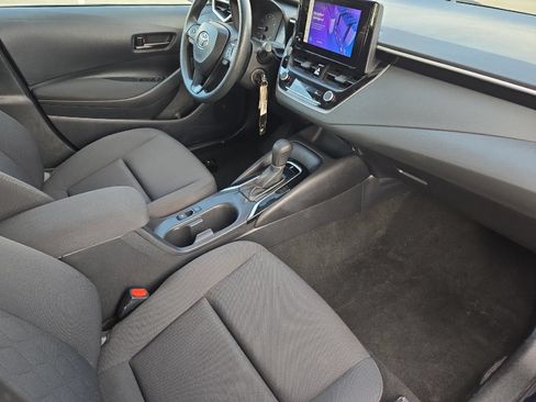 Certified 2025 Toyota Corolla LE FWD image 14