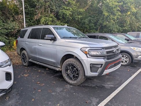 Certified 2023 Ford Expedition Timberline image 3