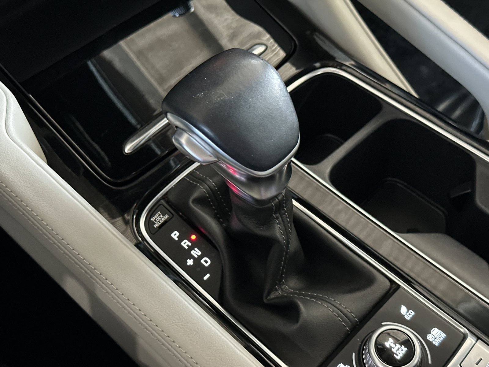 Used 2022 Kia Telluride EX w/ Towing Package AWD/4WD image 30