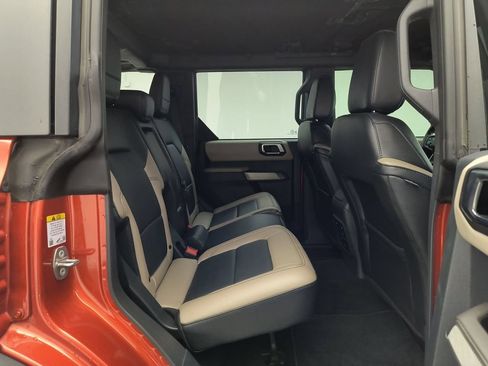 Used 2023 Ford Bronco Wildtrak AWD/4WD image 30