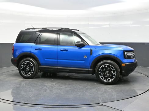 Used 2025 Ford Bronco Sport Outer Banks w/ Outer Banks Tech Package+ image 8