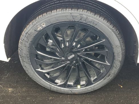 New 2026 Lincoln Aviator Reserve w/ Jet Appearance Package image 5